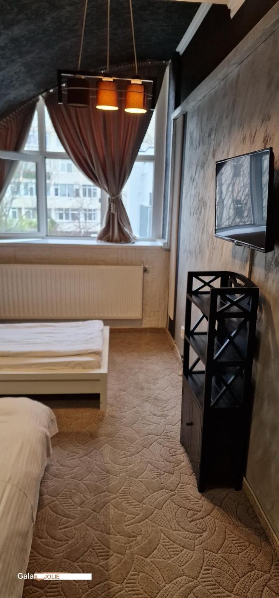Hotel Jolie Apartments Galaţi Exteriör bild